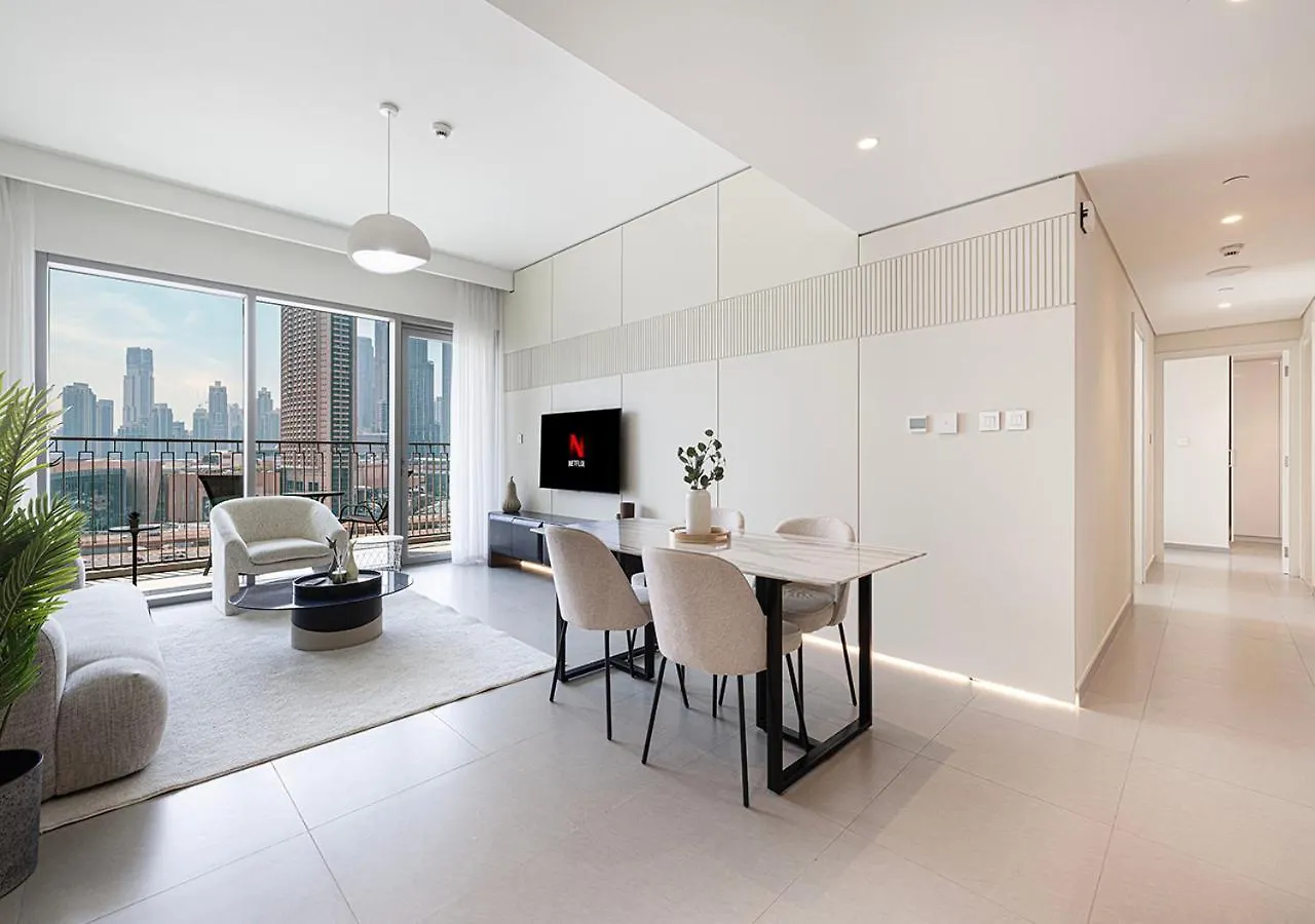 Full Burj Khalifa View - Opposite Dubai Mall Access - 8 Min Walk To Mall & Fountain - Luxury 2Br