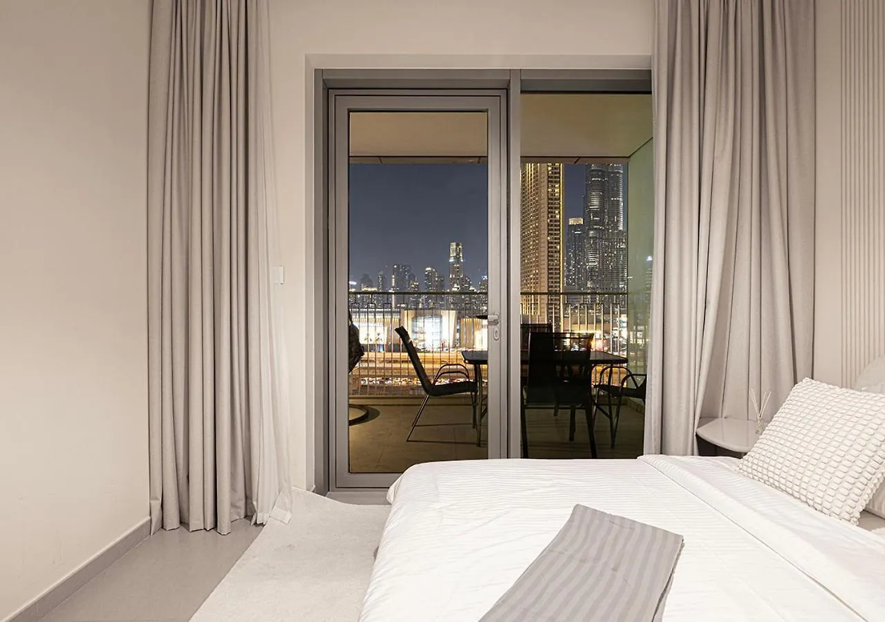 Full Burj Khalifa View - Opposite Dubai Mall Access - 8 Min Walk To Mall & Fountain - Luxury 2Br United Arab Emirates