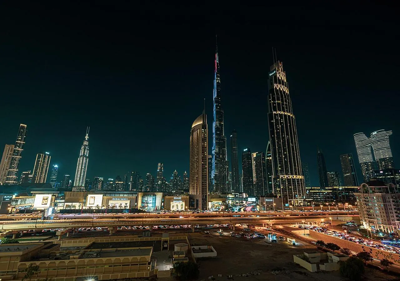 Full Burj Khalifa View - Opposite Dubai Mall Access - 8 Min Walk To Mall & Fountain - Luxury 2Br