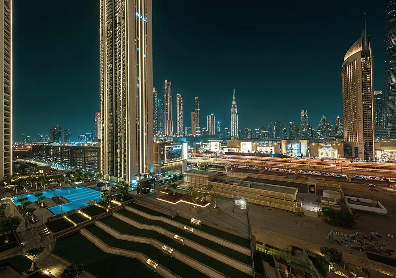 Full Burj Khalifa View - Opposite Dubai Mall Access - 8 Min Walk To Mall & Fountain - Luxury 2Br