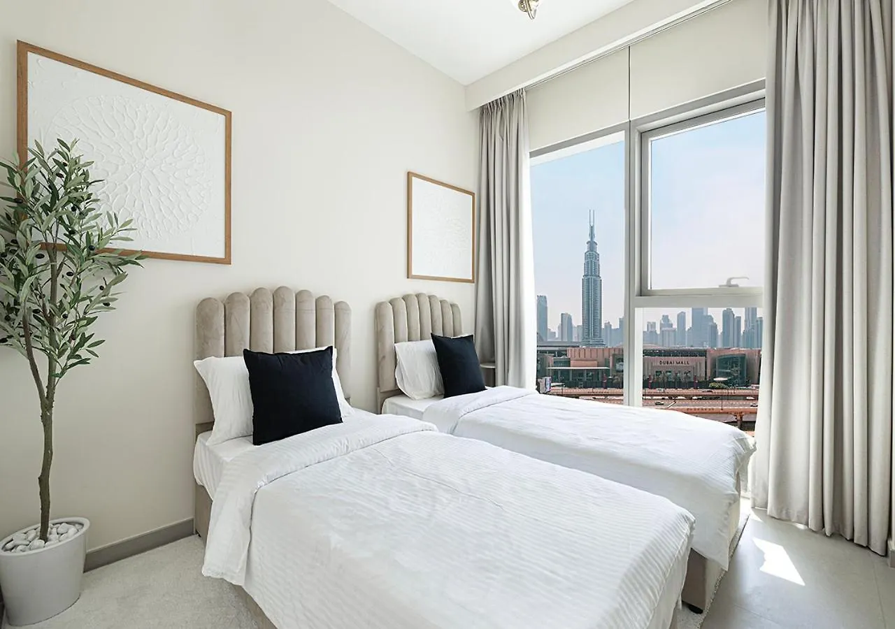 Full Burj Khalifa View - Opposite Dubai Mall Access - 8 Min Walk To Mall & Fountain - Luxury 2Br 0*,  Egyesült Arab Emírségek
