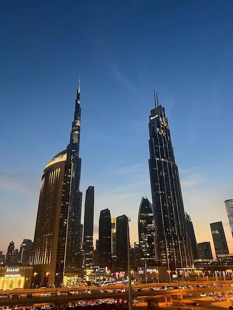 Full Burj Khalifa View - Opposite Dubai Mall Access - 8 Min Walk To Mall & Fountain - Luxury 2Br